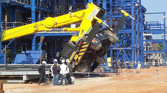 ดินทรุด ดินทรุด