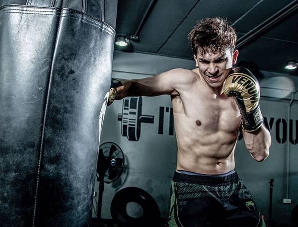 วัน อยู่บำรุง อองตวน วัน อยู่บำรุง อองตวน