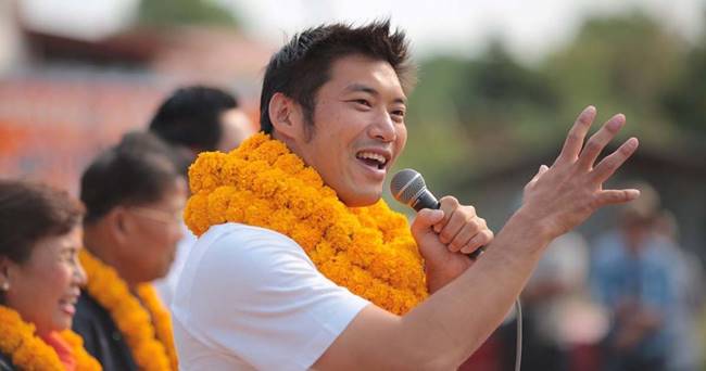 ปิยบุตร เผย ธนาธร กำลังใจดี ปิยบุตร เผย ธนาธร กำลังใจดี