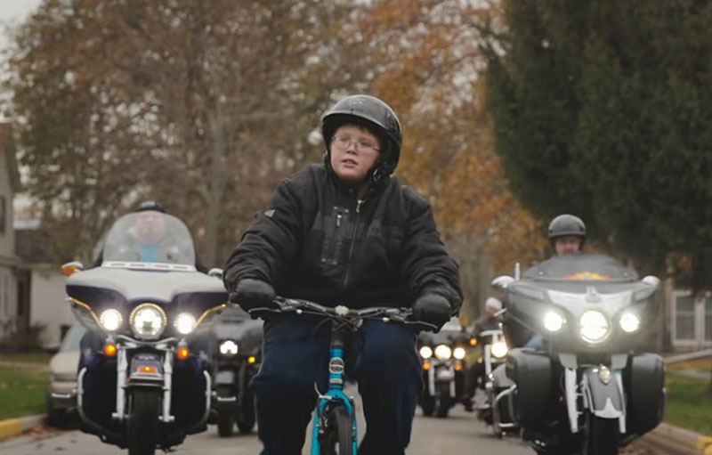 ช่วยเด็กโดนแกล้ง ช่วยเด็กโดนแกล้ง