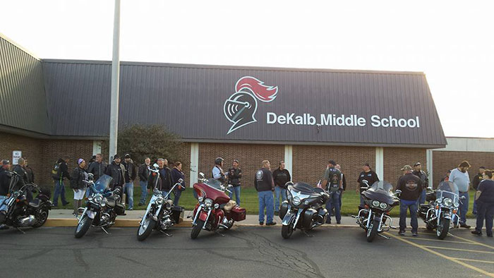 ช่วยเด็กโดนแกล้ง ช่วยเด็กโดนแกล้ง