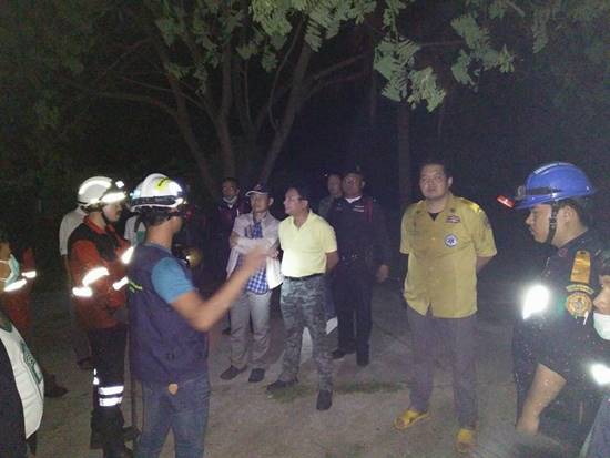 สลด ไฟไหม้หอพักโรงเรียนพิทักษ์เกียรติวิทยา เชียงราย ตาย 17 ศพ สลด ไฟไหม้หอพักโรงเรียนพิทักษ์เกียรติวิทยา เชียงราย ตาย 17 ศพ