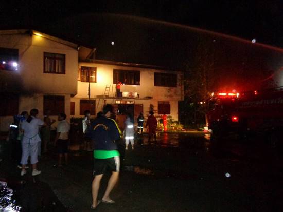 สลด ไฟไหม้หอพักโรงเรียนพิทักษ์เกียรติวิทยา เชียงราย ตาย 17 ศพ สลด ไฟไหม้หอพักโรงเรียนพิทักษ์เกียรติวิทยา เชียงราย ตาย 17 ศพ