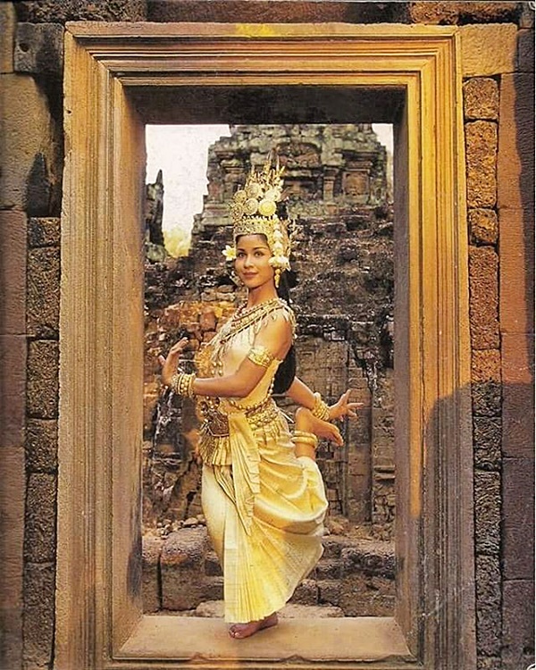 หม่อมอู๊ก พัลลา พระชายาเจ้ารณฤทธิ์ หม่อมอู๊ก พัลลา พระชายาเจ้ารณฤทธิ์