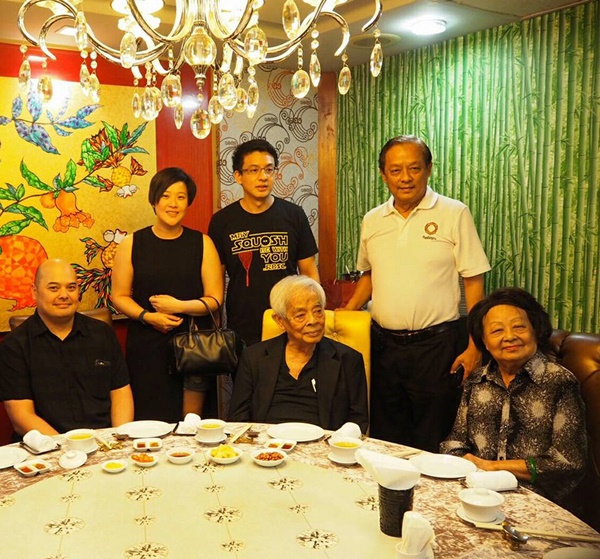 ศ.ระพี สาคริก ศ.ระพี สาคริก