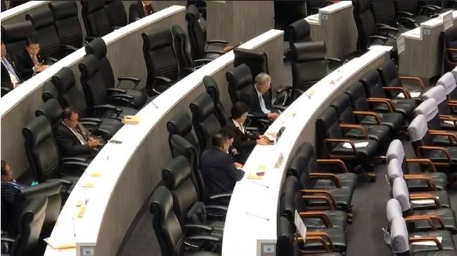 ศรีนวล บุญลือ ศรีนวล บุญลือ