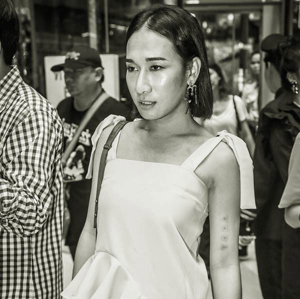 เซนติเมตร ล้นตู้ เซนติเมตร ล้นตู้