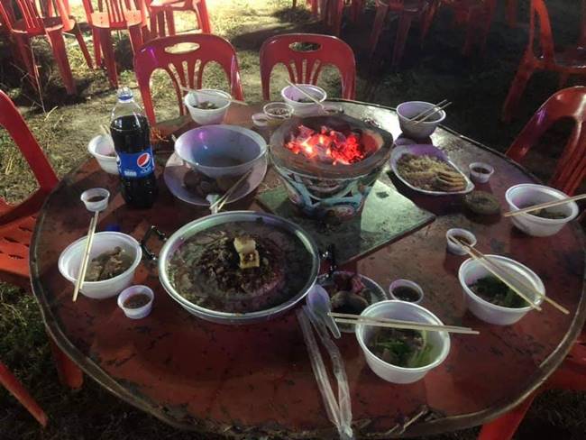 เลี้ยงโต๊ะจีนผี The Shock เลี้ยงโต๊ะจีนผี The Shock