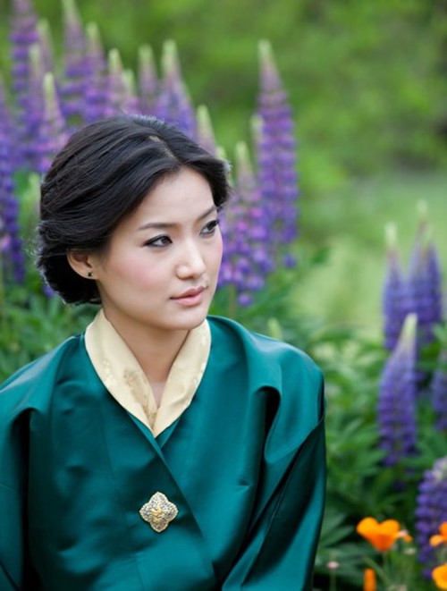 กษัตริย์จิกมี พระราชินีเจตซุน กษัตริย์จิกมี พระราชินีเจตซุน