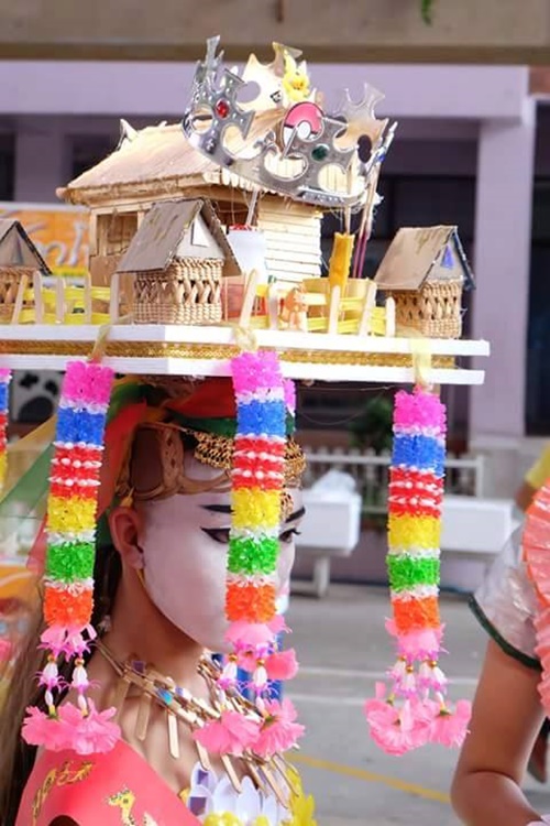 เด็ก ม.3 ครีเอทชุดรีไซเคิล เด็ก ม.3 ครีเอทชุดรีไซเคิล