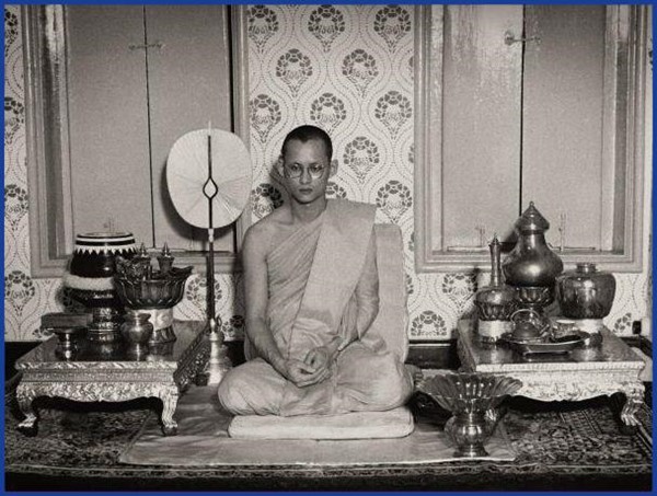 พระบาทสมเด็จพระเจ้าอยู่หัว พระบาทสมเด็จพระเจ้าอยู่หัว