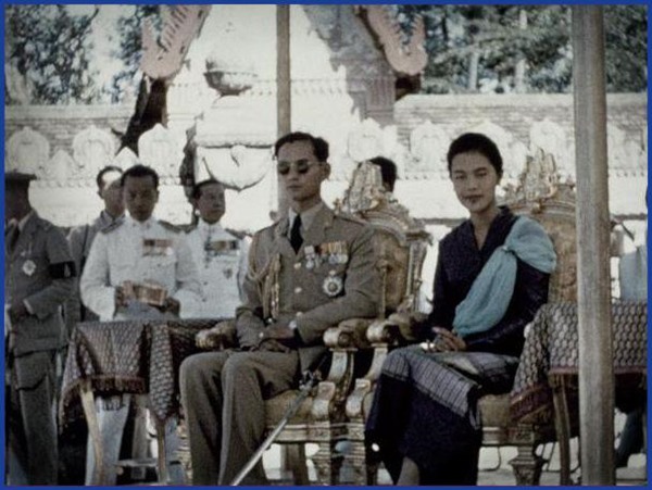 พระบาทสมเด็จพระเจ้าอยู่หัว พระบาทสมเด็จพระเจ้าอยู่หัว