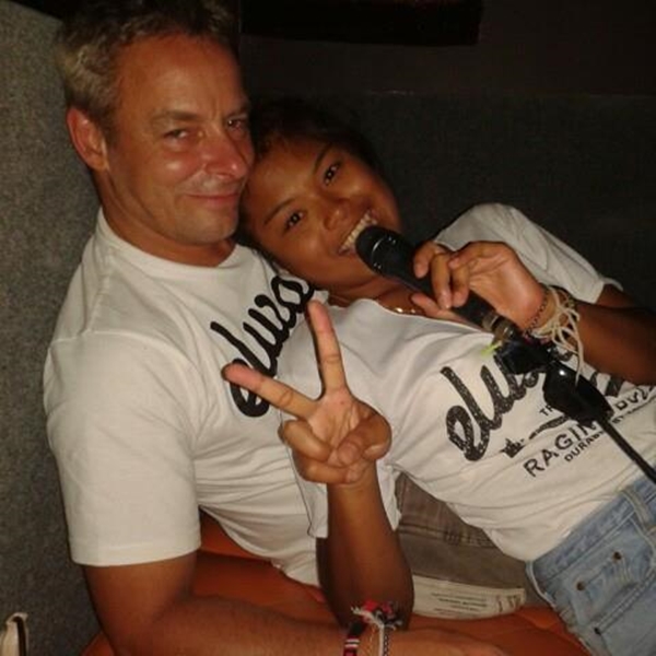 อีกด้านของชีวิตเมียฝรั่ง อีกด้านของชีวิตเมียฝรั่ง