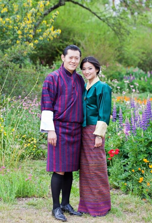 กษัตริย์จิกมี พระราชินีเจตซุน กษัตริย์จิกมี พระราชินีเจตซุน