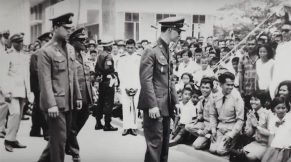 เปิดใจครอบครัวอุทัยธานี ผู้เคยนำรถส่วนตัวขับรับเสด็จรัชกาลที่ 9 เปิดใจครอบครัวอุทัยธานี ผู้เคยนำรถส่วนตัวขับรับเสด็จรัชกาลที่ 9