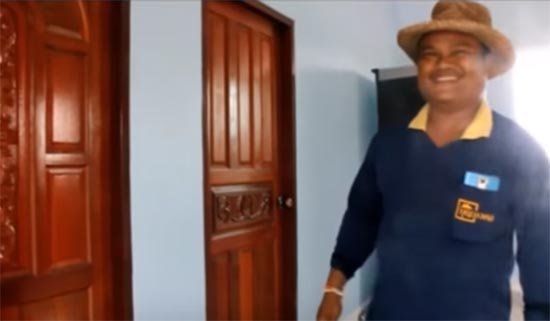 รปภ. ถูกหวย 30 ล้าน รปภ. ถูกหวย 30 ล้าน