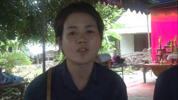 สาวใหญ่ซื้อยาฆ่าแมลงจริง สาวใหญ่ซื้อยาฆ่าแมลงจริง