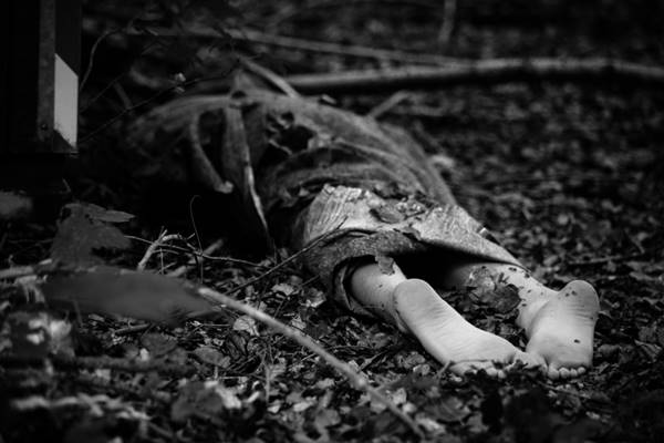 เปิดคดีสาวฆ่าโหดแฟนหนุ่ม จับมัดไว้กับเตียงตอนมีเซ็กส์ ก่อนคว้าเลื่อยสังหาร เปิดคดีสาวฆ่าโหดแฟนหนุ่ม จับมัดไว้กับเตียงตอนมีเซ็กส์ ก่อนคว้าเลื่อยสังหาร