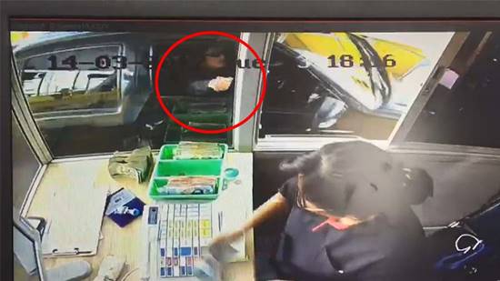 คดียิงสาว อบต. วีรญาภา งามวิลัย ล่าสุดตำรวจจ่อออกหมายจับสามีเก่า คดียิงสาว อบต. วีรญาภา งามวิลัย ล่าสุดตำรวจจ่อออกหมายจับสามีเก่า