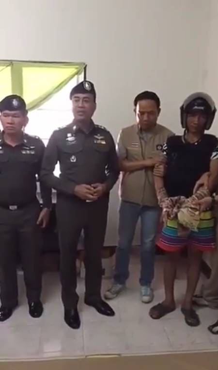 คุม ไอ้น็อต ทำแผนคดีน้องรัน สารภาพลวงมาหวังชิงรถ เข้าห้องปุ๊บ-แทงไม่ยั้ง คุม ไอ้น็อต ทำแผนคดีน้องรัน สารภาพลวงมาหวังชิงรถ เข้าห้องปุ๊บ-แทงไม่ยั้ง