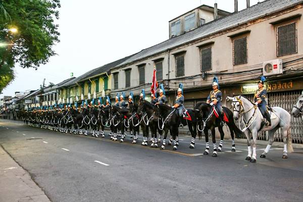 พระองค์หญิงสิริวัณณวรีฯ ทรงม้านำริ้วขบวนที่ 6 พระองค์หญิงสิริวัณณวรีฯ ทรงม้านำริ้วขบวนที่ 6