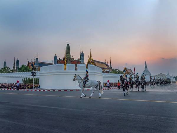 พระองค์หญิงสิริวัณณวรีฯ ทรงม้านำริ้วขบวนที่ 6 พระองค์หญิงสิริวัณณวรีฯ ทรงม้านำริ้วขบวนที่ 6