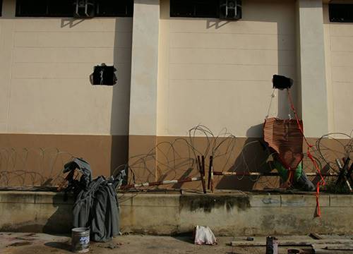 อุยกูร์ เจาะกำแพงข้องขัง ตม.สงขลา อุยกูร์ เจาะกำแพงข้องขัง ตม.สงขลา