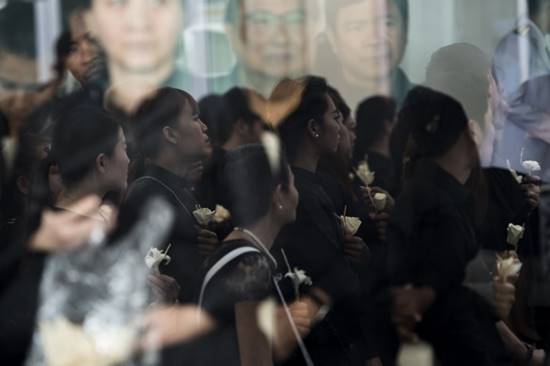 สถิตในดวงใจตราบนิรันดร์ สถิตในดวงใจตราบนิรันดร์