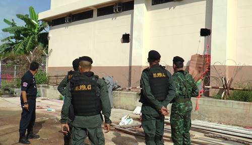 อุยกูร์ เจาะกำแพงข้องขัง ตม.สงขลา อุยกูร์ เจาะกำแพงข้องขัง ตม.สงขลา