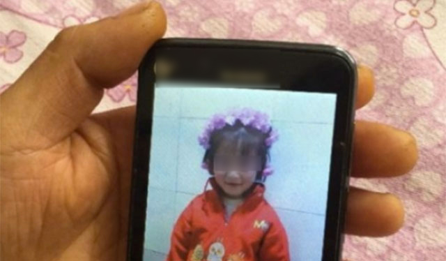 โหดมาก ชายแค้นถูกแม่ลูกสองปฏิเสธรัก กระหน่ำแทงดับพร้อมลูก 4 ขวบ โหดมาก ชายแค้นถูกแม่ลูกสองปฏิเสธรัก กระหน่ำแทงดับพร้อมลูก 4 ขวบ