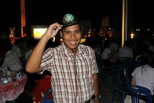 จ่านิว สิรวิชญ์ เสรีธิวัฒน์ จ่านิว สิรวิชญ์ เสรีธิวัฒน์