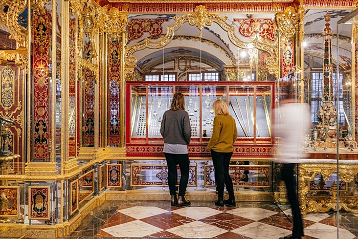 ปล้น ปล้น