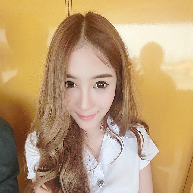 เฟรม วรณัน มิสเกณฑ์ทหารหน้าสวยที่สาวแท้ยังต้องหลบ เปิดใจดังชั่วข้ามคืน เฟรม วรณัน มิสเกณฑ์ทหารหน้าสวยที่สาวแท้ยังต้องหลบ เปิดใจดังชั่วข้ามคืน