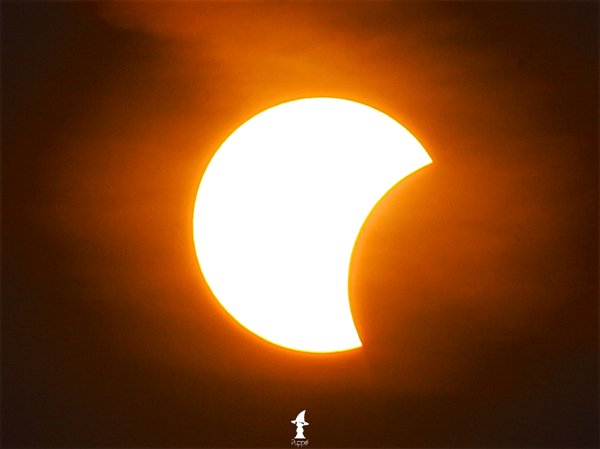 ประมวลภาพปรากฏการณ์ตืนตา สุริยุปราคา 9 มีนาคม 2559 ประมวลภาพปรากฏการณ์ตืนตา สุริยุปราคา 9 มีนาคม 2559