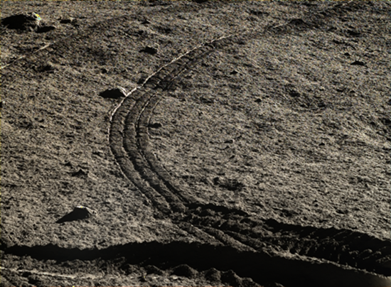 จีนอวดภาพพื้นผิวดวงจันทร์นับพันภาพ จีนอวดภาพพื้นผิวดวงจันทร์นับพันภาพ