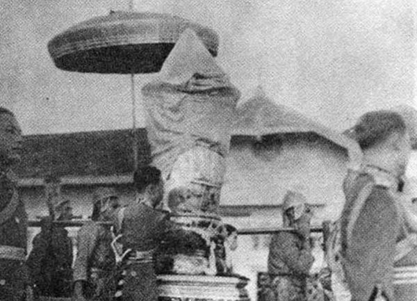 ลักพระศพ ลักพระศพ