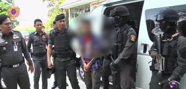 เบนซ์ ท่าทราย เบนซ์ ท่าทราย