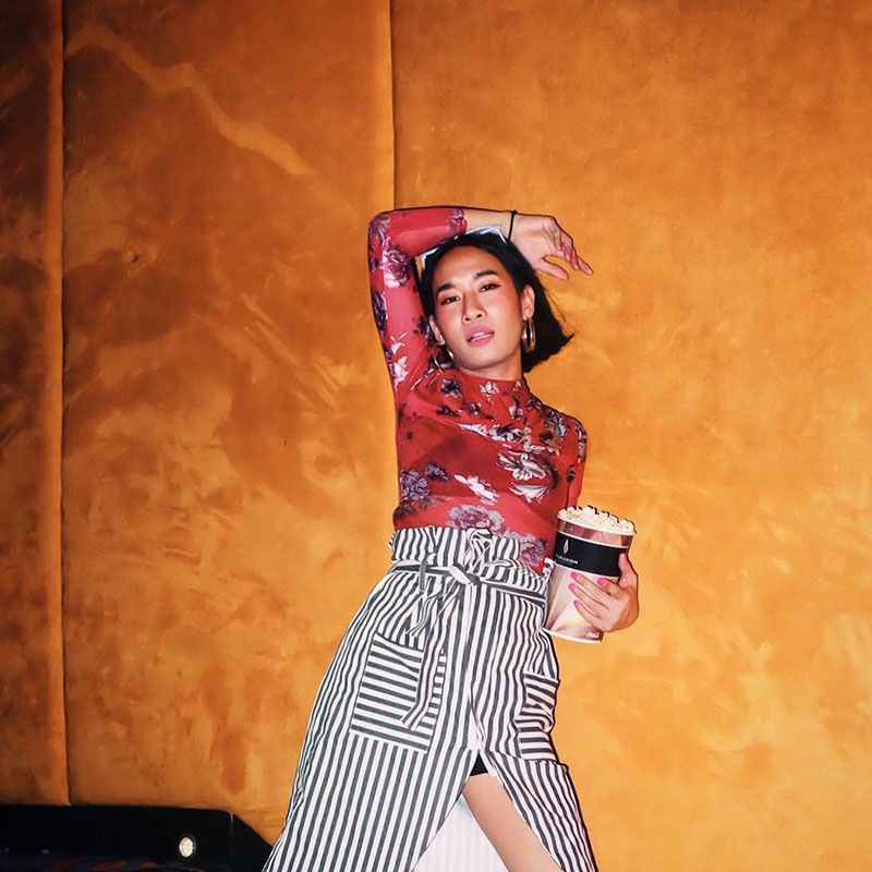 ประวัติ เซนติเมตร ล้นตู้ ประวัติ เซนติเมตร ล้นตู้