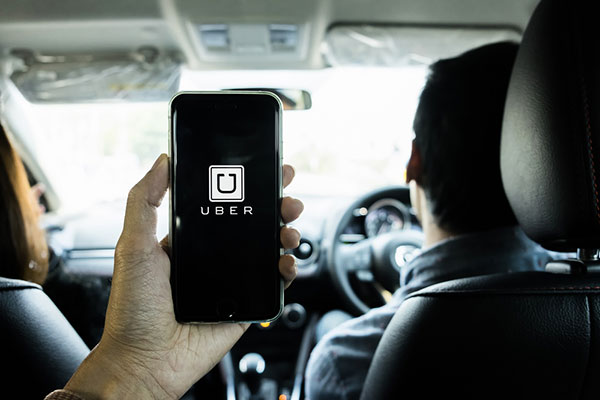 ชายฟ้อง Uber ร้องเงินพันล้าน ลั่นทำชีวิตคู่พัง เพราะทำเมียรู้ว่าซุกกิ๊ก ชายฟ้อง Uber ร้องเงินพันล้าน ลั่นทำชีวิตคู่พัง เพราะทำเมียรู้ว่าซุกกิ๊ก
