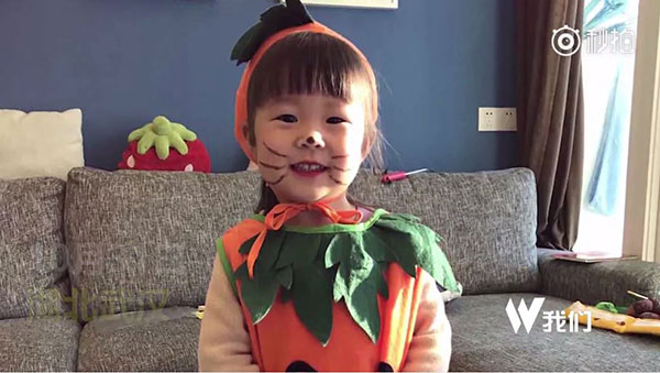 หนูน้อยสุดเศร้า รร.นัดแต่งแฟนซีฮาโลวีน แต่วันจริง ไหงจัดเต็มอยู่คนเดียว หนูน้อยสุดเศร้า รร.นัดแต่งแฟนซีฮาโลวีน แต่วันจริง ไหงจัดเต็มอยู่คนเดียว