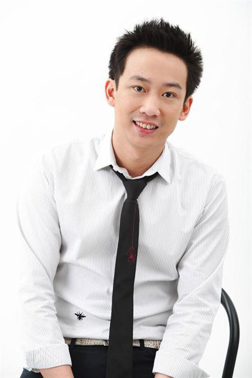 โอ๊ค เหน็บบิ๊กตู่ โอ๊ค เหน็บบิ๊กตู่