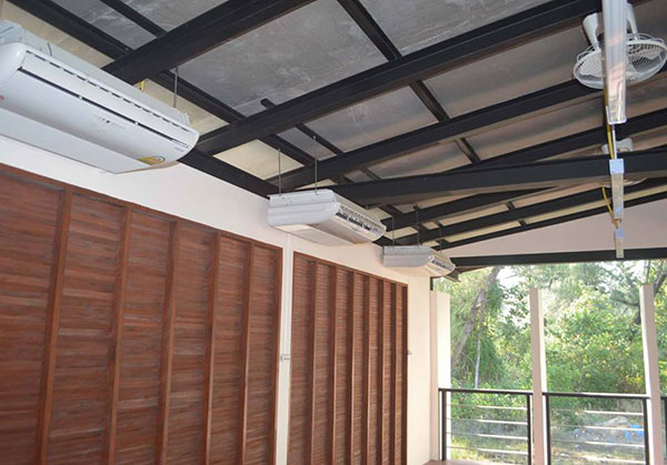 แฉ อาคารแหลมตะลุมพุก ติดแอร์กลางแจ้ง ผลาญงบ 23 ล้าน แฉ อาคารแหลมตะลุมพุก ติดแอร์กลางแจ้ง ผลาญงบ 23 ล้าน