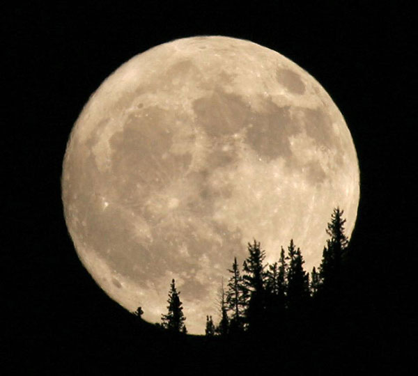 ชวนดู Super Full Moon ชวนดู Super Full Moon