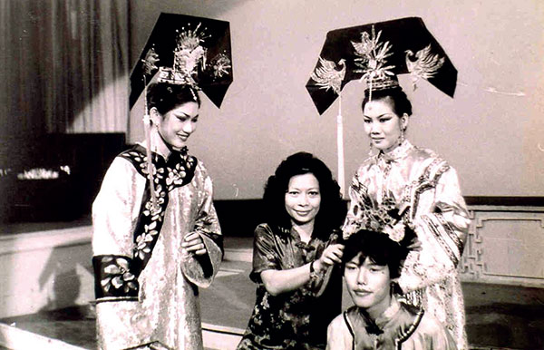 เชิดชูเกียรติ ๑๗ ศิลปินแห่งชาติ ๒๕๖๐ เชิดชูเกียรติ ๑๗ ศิลปินแห่งชาติ ๒๕๖๐