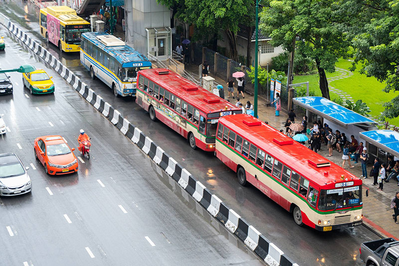 ขสมก. แจงเส้นทางเดินรถ หลังสาวตั้งกระทู้ตัดพ้อ ร้องไห้เพราะรอรถเมล์นาน ขสมก. แจงเส้นทางเดินรถ หลังสาวตั้งกระทู้ตัดพ้อ ร้องไห้เพราะรอรถเมล์นาน