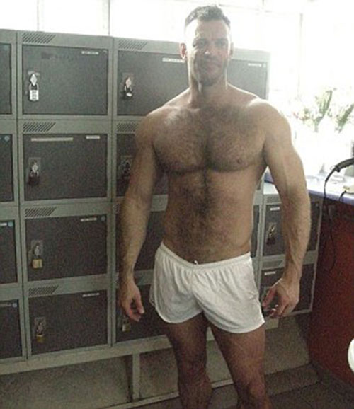 คุณครูคณิตศาสตร์ แอบรับจ๊อบเป็นพระเอกหนังโป๊ คุณครูคณิตศาสตร์ แอบรับจ๊อบเป็นพระเอกหนังโป๊