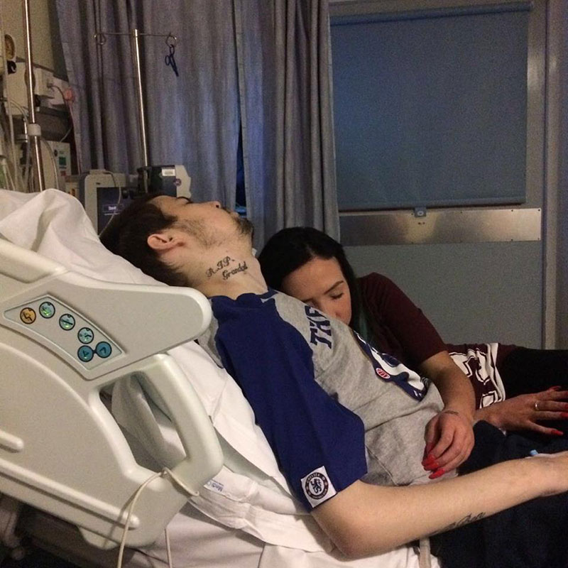 สาวได้รับของขวัญหลังสามีตาย จากที่ไม่คิดจะสนใจ จนได้รู้ว่ามันคือสิ่งที่ล้ำค่าที่สุด สาวได้รับของขวัญหลังสามีตาย จากที่ไม่คิดจะสนใจ จนได้รู้ว่ามันคือสิ่งที่ล้ำค่าที่สุด