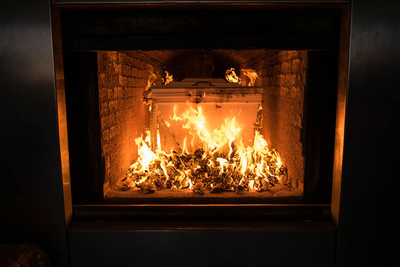 รัฐวอชิงตันเสนอวิธีจัดการศพแบบใหม่ ไม่เผา-ฝัง แต่ย่อยสลาย ให้กลายเป็นปุ๋ย รัฐวอชิงตันเสนอวิธีจัดการศพแบบใหม่ ไม่เผา-ฝัง แต่ย่อยสลาย ให้กลายเป็นปุ๋ย