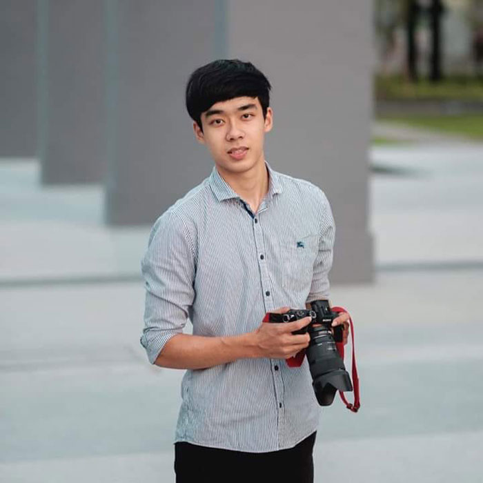 สาว ๆ กรี๊ด น้องชายครูไอซ์ หล่อไม่แพ้พี่ สาว ๆ กรี๊ด น้องชายครูไอซ์ หล่อไม่แพ้พี่