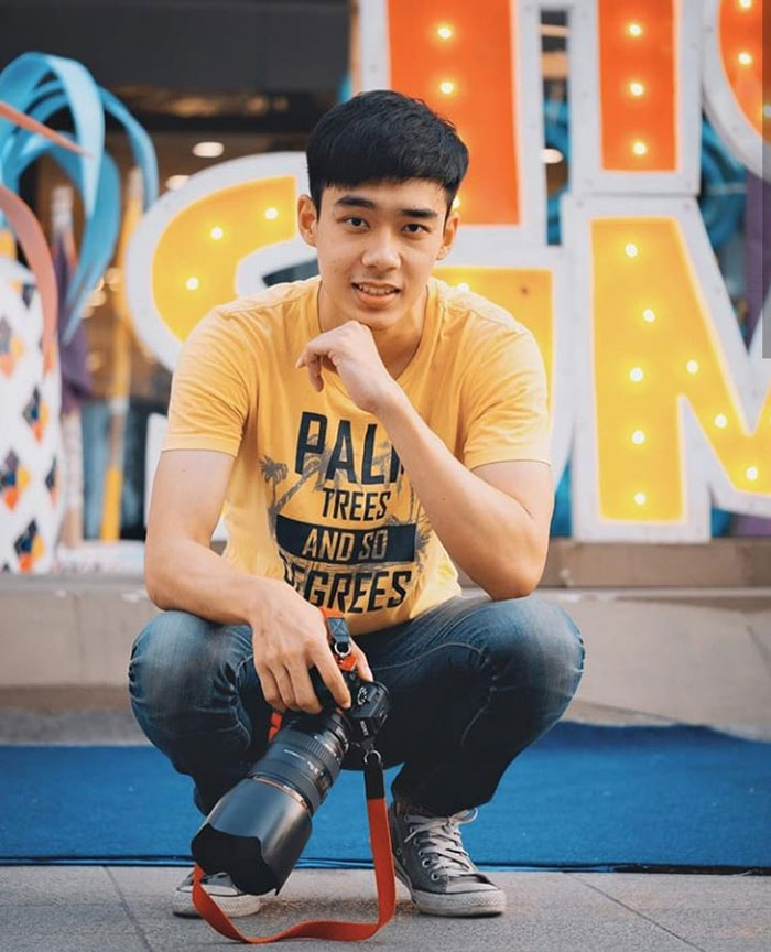 สาว ๆ กรี๊ด น้องชายครูไอซ์ หล่อไม่แพ้พี่ สาว ๆ กรี๊ด น้องชายครูไอซ์ หล่อไม่แพ้พี่